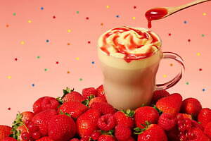 猿田彦珈琲(Sarutahiko Coffee) ベリーBerryカスタードラテ｜写真1