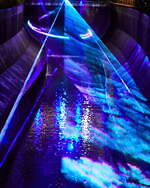 渋谷ストリームのクリスマス、巨大リボン＆光のイルミネーションやキッチンカーが集うマーケット｜写真1