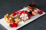 資生堂パーラー サロン・ド・カフェ ラゾーナ川崎店、クリスマス限定のパフェ＆スイーツプレート｜写真2
