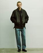 シュタイン 2024年春夏コレクション - コントラストに際立つミニマルさ｜写真17