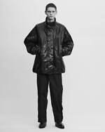 シュタイン 2024年春夏コレクション - コントラストに際立つミニマルさ｜写真25