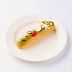 ピエール マルコリーニのクリスマス限定カフェメニュー、チョコ×ピスタチオのパフェや“ハート形”ケーキ｜写真3