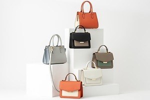 ラルコバレーノ初の「バッグコレクション」バイカラーの“ゆったりマチ付き”バッグ2モデル