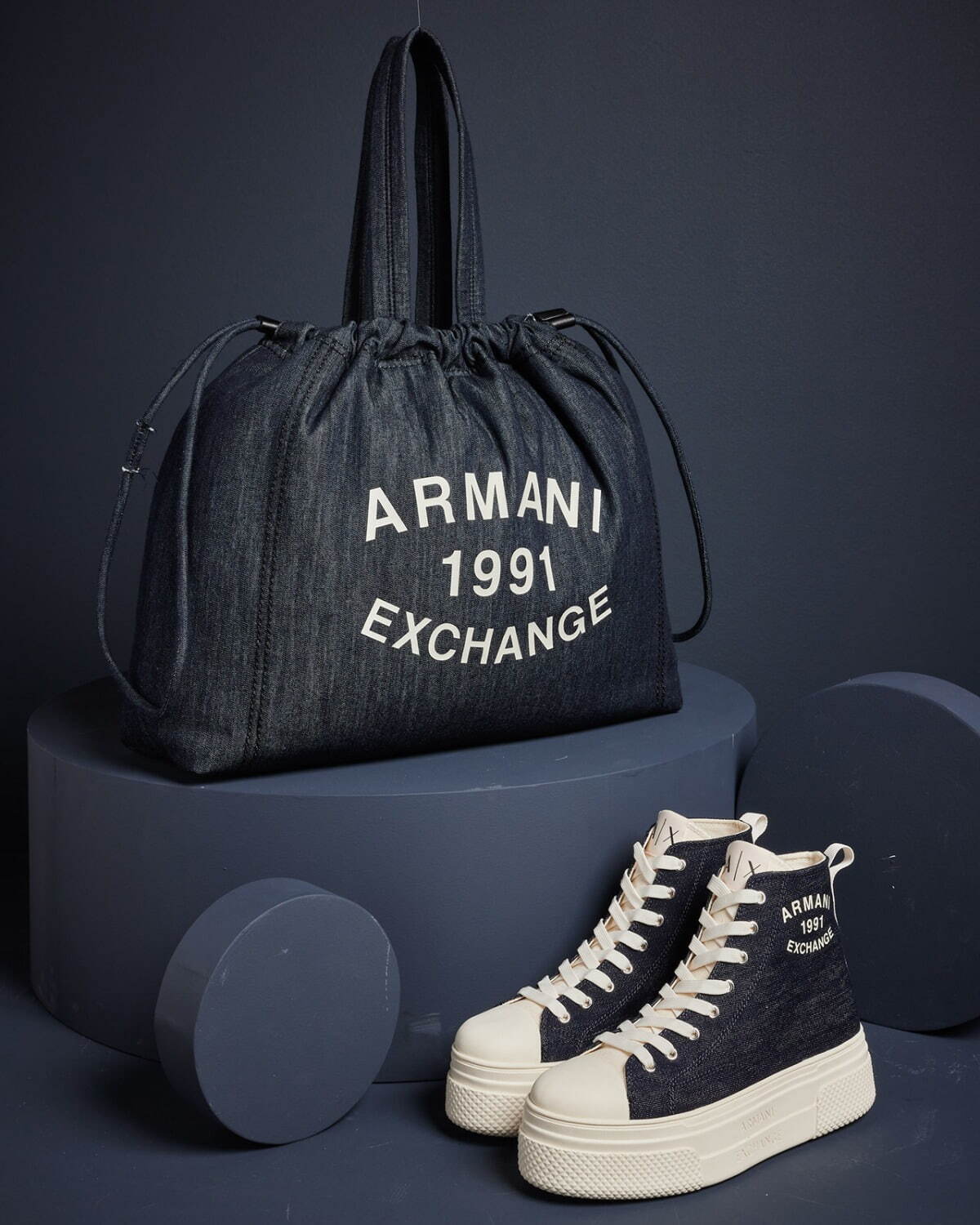 A|X アルマーニ エクスチェンジ(A|X ARMANI EXCHANGE) 2023-24年秋冬ウィメンズコレクション  - 写真26