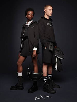 A|X アルマーニ エクスチェンジ(A|X ARMANI EXCHANGE) 2023-24年秋冬ウィメンズコレクション  - 写真10