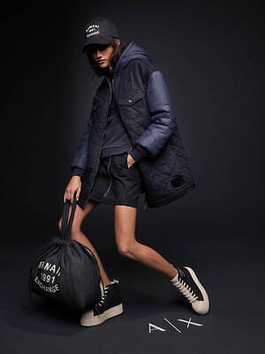 A|X アルマーニ エクスチェンジ(A|X ARMANI EXCHANGE) 2023-24年秋冬ウィメンズコレクション  - 写真23