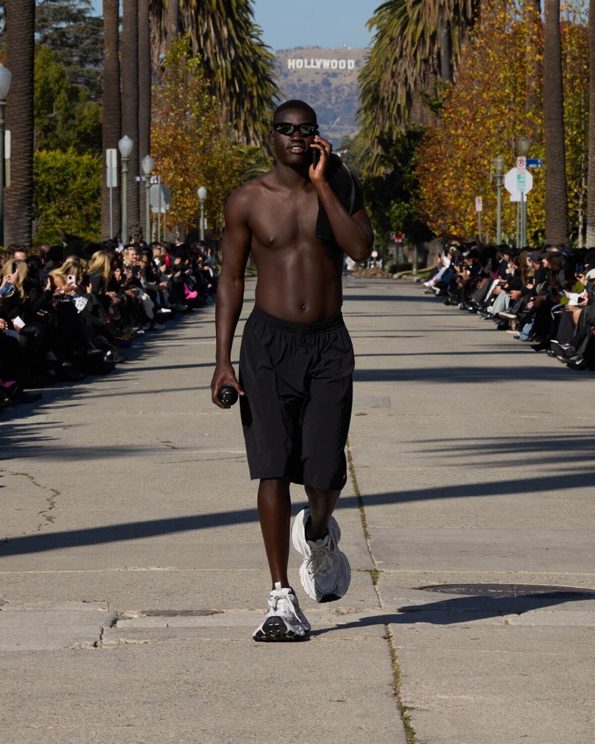 バレンシアガ(BALENCIAGA) 2024年秋ウィメンズ&メンズコレクション  - 写真1