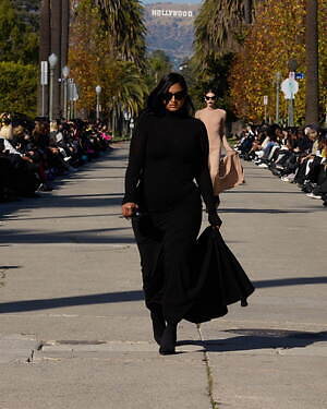 バレンシアガ(BALENCIAGA) 2024年秋ウィメンズ&メンズコレクション  - 写真56