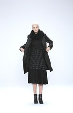 Y's 2014-15年秋冬コレクション - エレガントとミリタリーの融合｜写真3