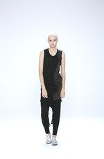 Y's 2014-15年秋冬コレクション - エレガントとミリタリーの融合｜写真16