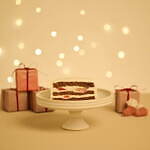 ジェラート ピケ カフェのクリスマスケーキが初登場“ふわふわピケベア”が乗るチョコケーキ、苺をサンド｜写真2