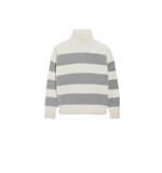 アミのクリスマス“ハート”ロゴのセーターやマフラー、シルバーのダウンジャケットも｜写真11