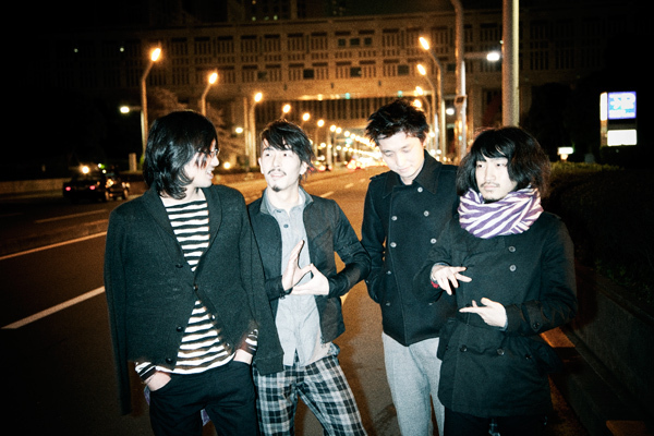 ブリングオンザノイズ 2010-11年秋冬<span>コレクション</span> - 写真1