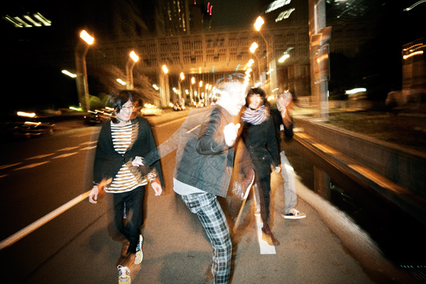 ブリングオンザノイズ 2010-11年秋冬<span>コレクション</span> - 写真3