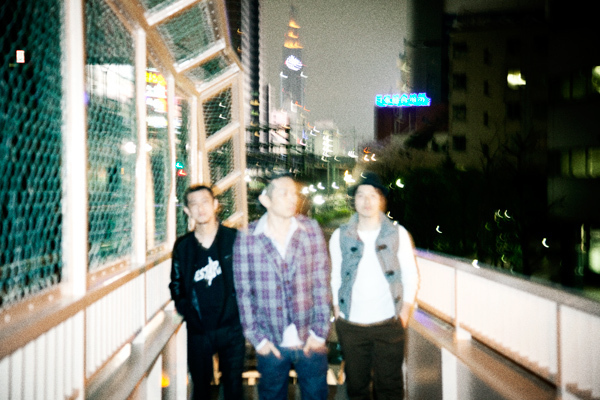 ブリングオンザノイズ 2010-11年秋冬<span>コレクション</span> - 写真14