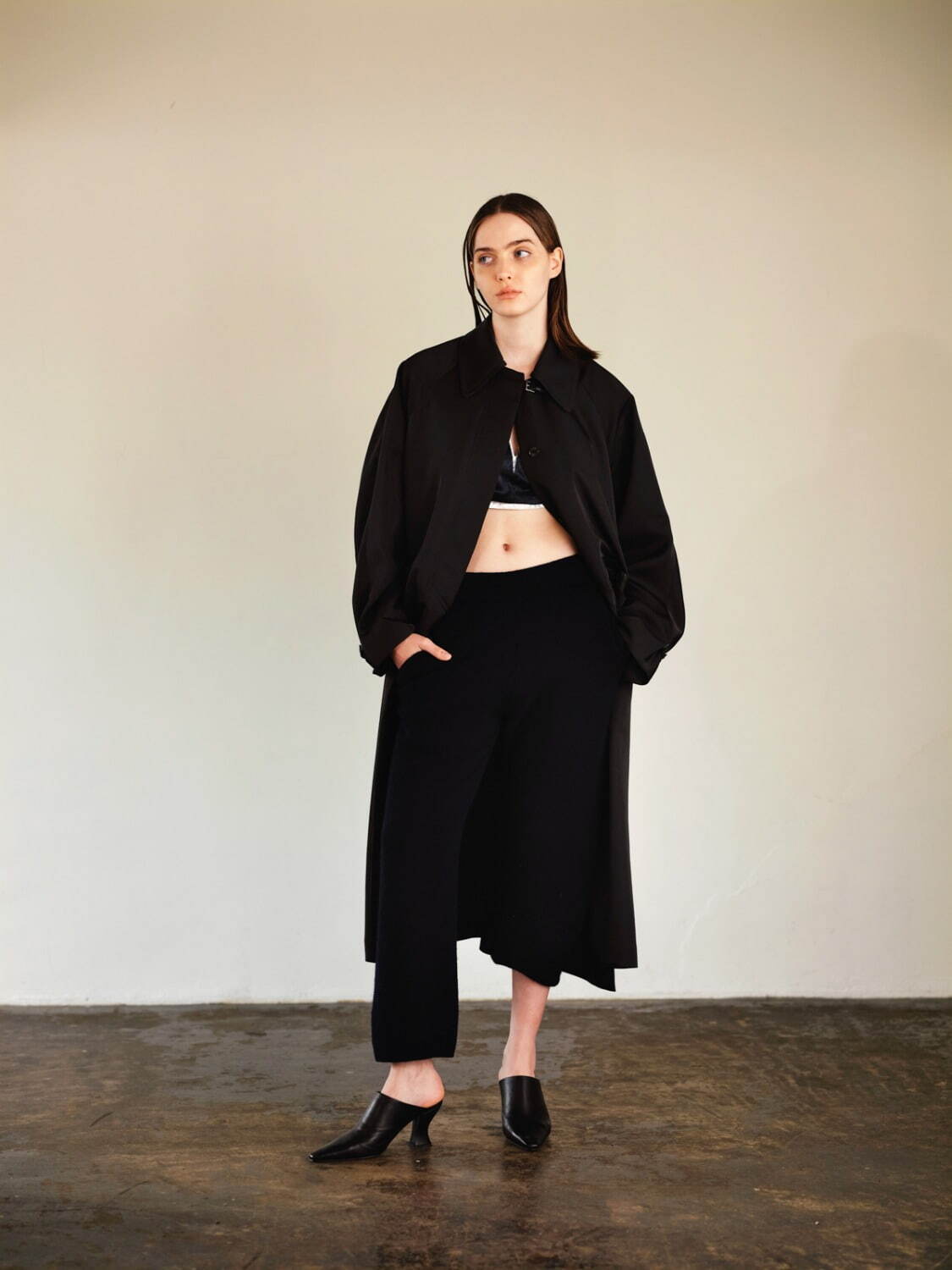 コトナ(KOTONA) 2023-24年秋冬ウィメンズコレクション シルエット - 写真20