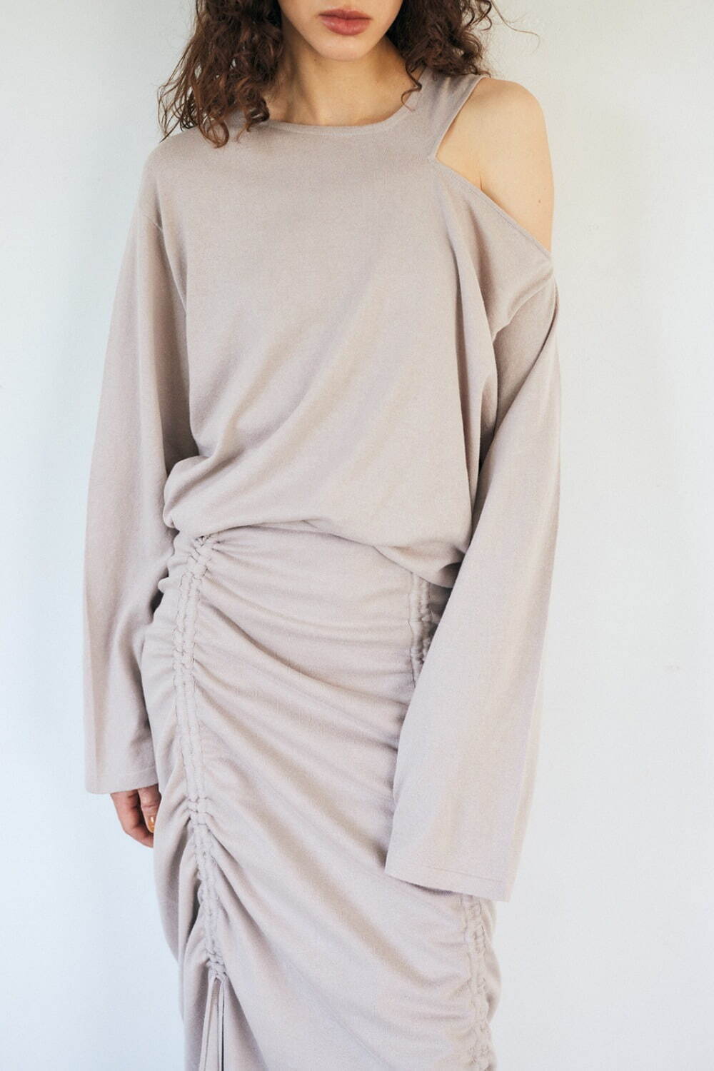 エム アンダーバー(M_) 2023年秋ウィメンズコレクション  - 写真8