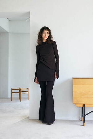 エム アンダーバー(M_) 2023年秋ウィメンズコレクション  - 写真12