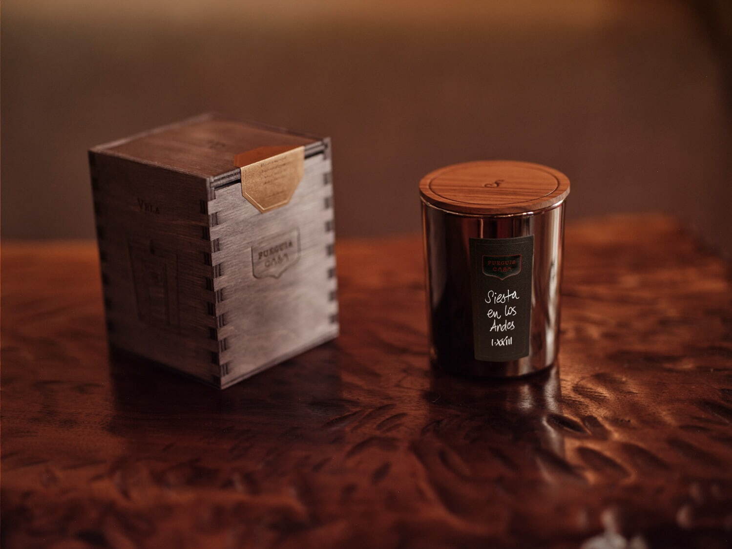 フエギア 1833のキャンドル、“スウェーデンのホテル着想”ウッディ×ピンクペッパーの香りなど｜写真1