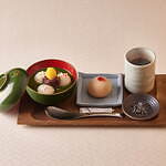 六本木ヒルズ"最大80%オフ"約50店舗で新春セール、アパレルや食品などお得な福袋｜写真22