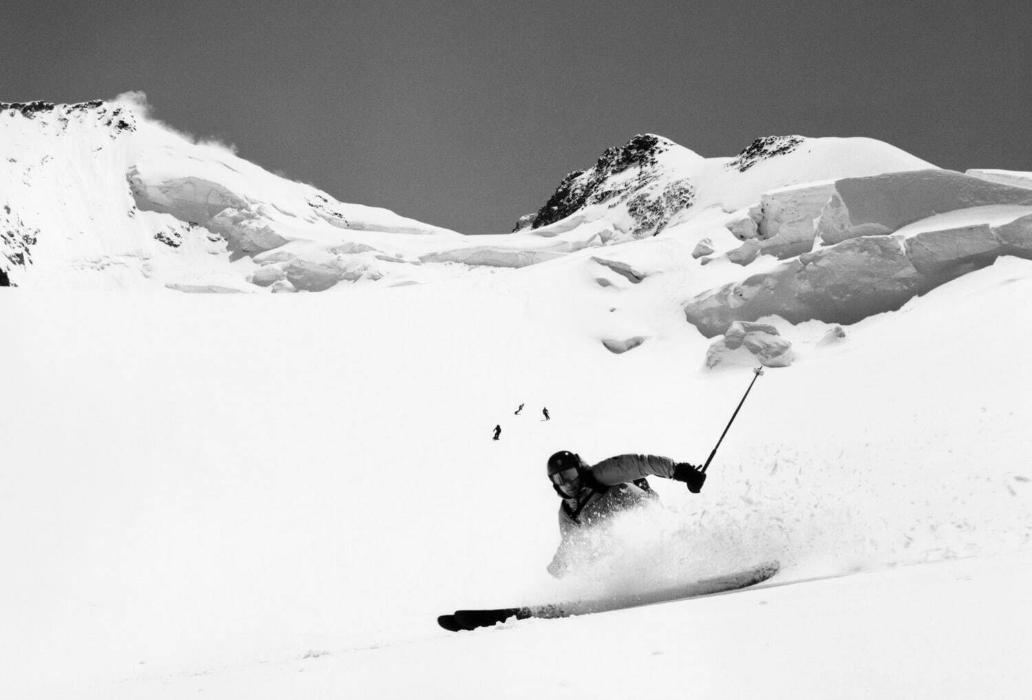 モンクレール グルノーブルのスキーウェア、“ダウン×高機能中綿”のジャケットやゴアテックス搭載ウェア｜写真39