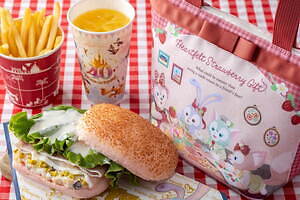 ダッフィー＆フレンズ“苺”モチーフのぬいぐるみなどグッズや限定メニュー、東京ディズニーシーで｜写真15