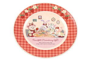 ダッフィー＆フレンズ“苺”モチーフのぬいぐるみなどグッズや限定メニュー、東京ディズニーシーで｜写真78