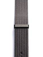 ネイバーフッドとセイコー プロスペックスの腕時計、オリーブカラーのベゼル＆ダークトーンのメタルケース｜写真6