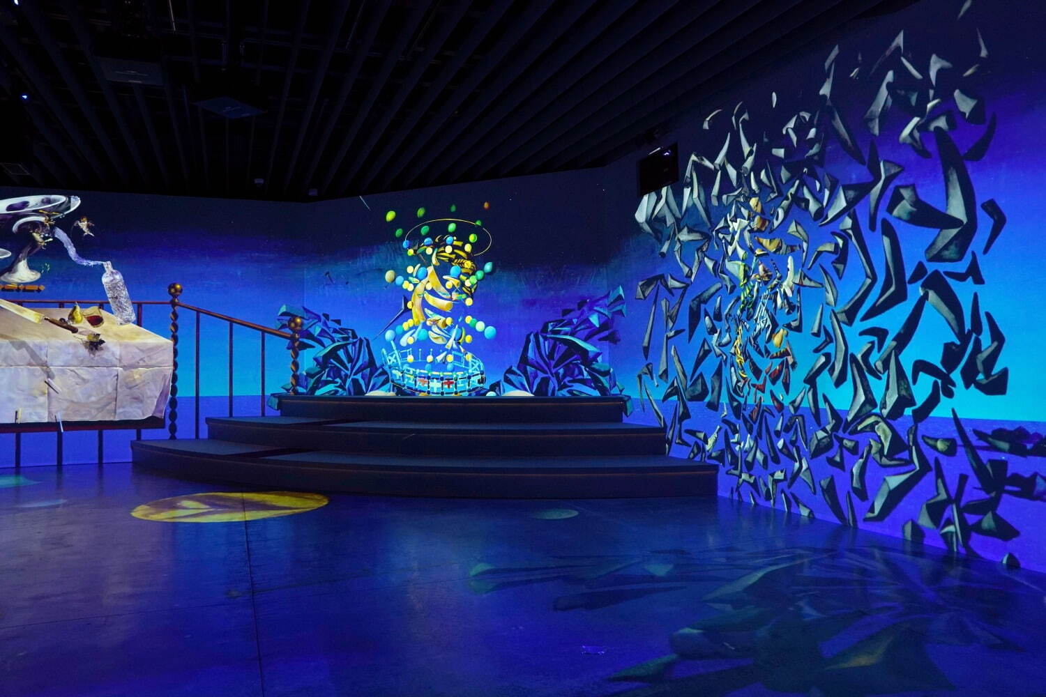 サルバドール・ダリの没入型展覧会が角川武蔵野ミュージアムで、《記憶の固執》など名作×360°の映像空間｜写真8
