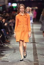 シャネル 2023/24年メティエダールコレクション - 創作意欲を掻き立てる“音楽の街”マンチェスター｜写真4