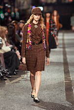 シャネル 2023/24年メティエダールコレクション - 創作意欲を掻き立てる“音楽の街”マンチェスター｜写真20