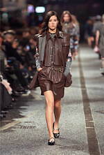 シャネル 2023/24年メティエダールコレクション - 創作意欲を掻き立てる“音楽の街”マンチェスター｜写真45