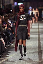 シャネル 2023/24年メティエダールコレクション - 創作意欲を掻き立てる“音楽の街”マンチェスター｜写真67