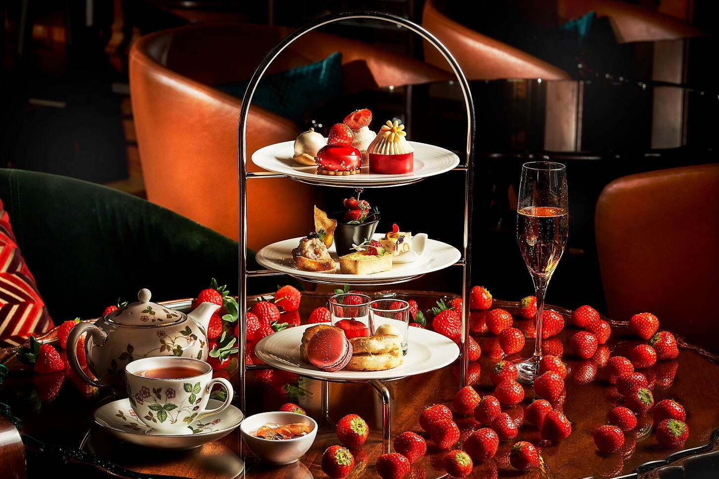 ザ・リッツ・カールトン大阪の「ストロベリーアフタヌーンティー」気品溢れるストロベリースイーツを堪能