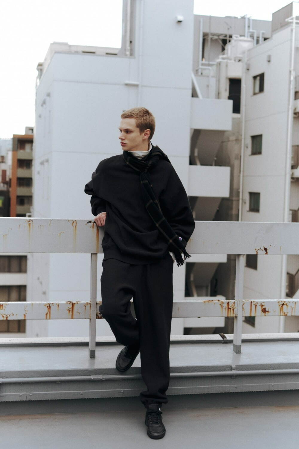 CHAMPION×JOURNAL STANDARD】by HOLIDAY REVERSE WEAVE ZIP