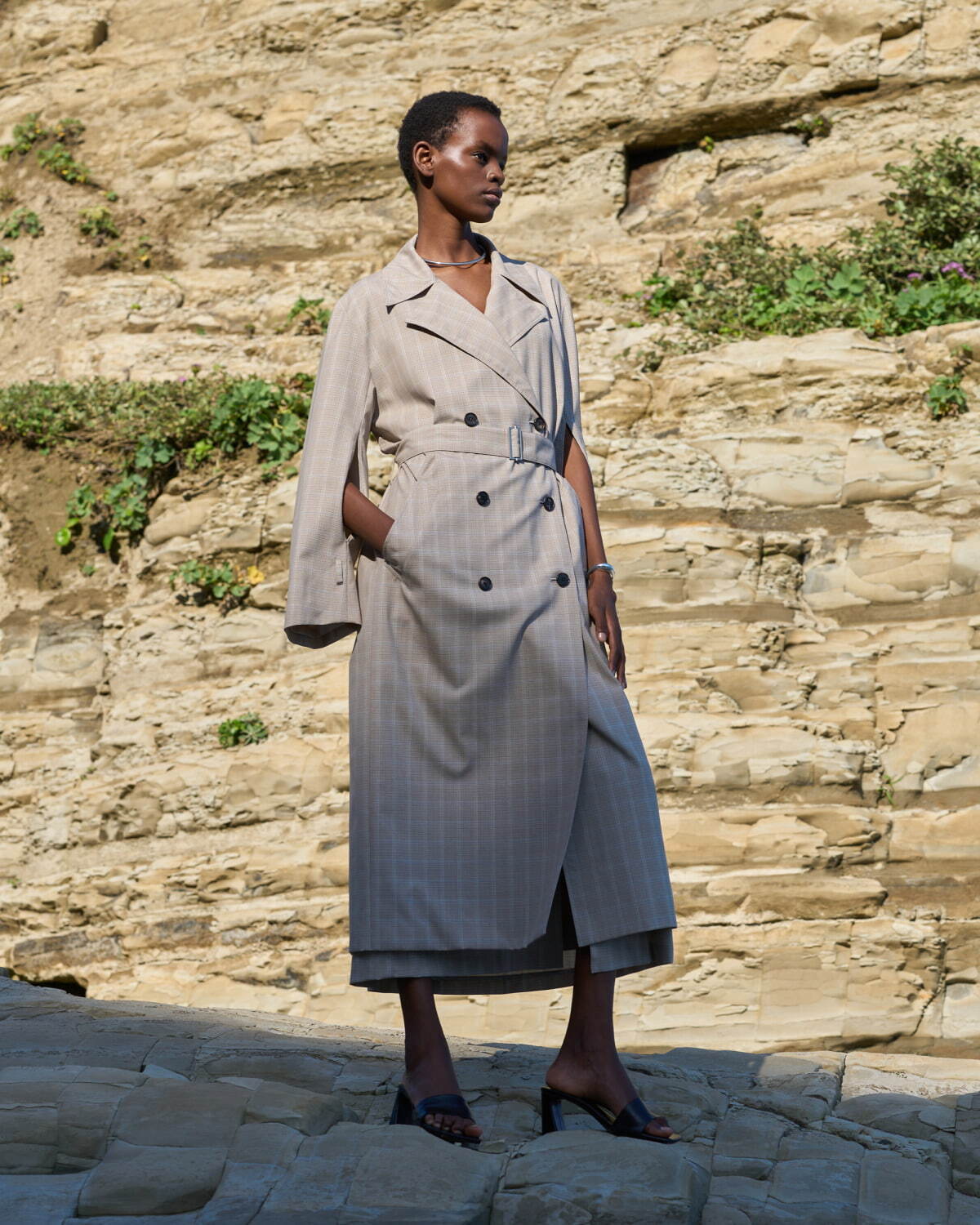 イン 2024年春夏｜ トレンチコート