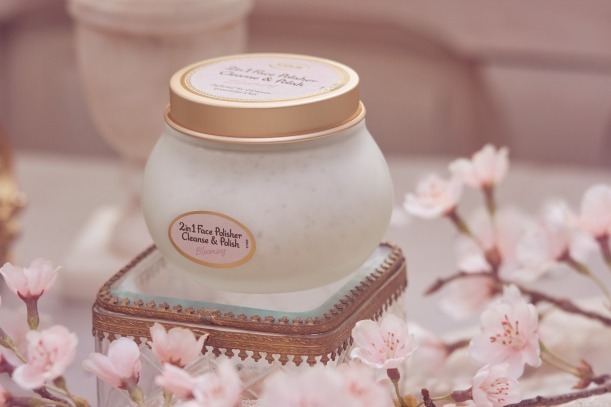 SABON23年冬コスメ、「フローラルブーケの香り」の2in1スクラブ洗顔で“毛穴レス”な肌へ