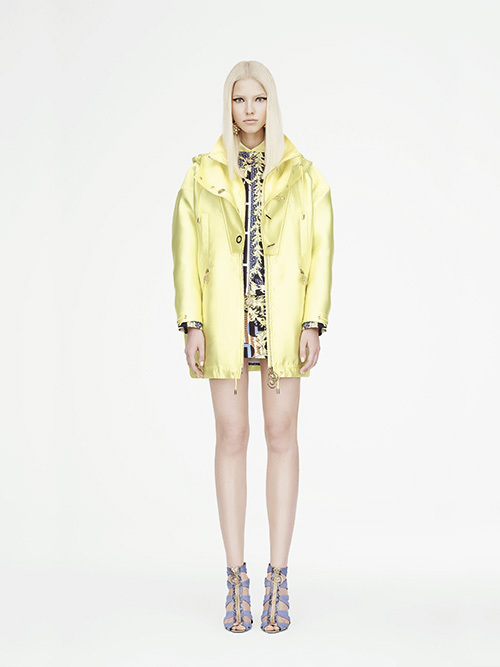 ヴェルサーチェ 2015年リゾート<span>コレクション</span> - 写真4