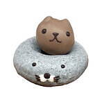 「ぼのぼの×カピバラさん」がドーナツに、黒ゴマ味とミルクチョコ味がフロレスタから｜写真1