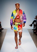 モスキーノ 2015年春夏メンズ＆ウィメンズプレコレクション - 初のメンズショー｜写真3