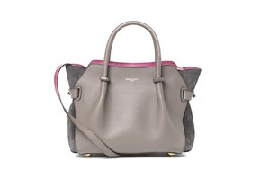 w300_ninaricci_02.jpg
