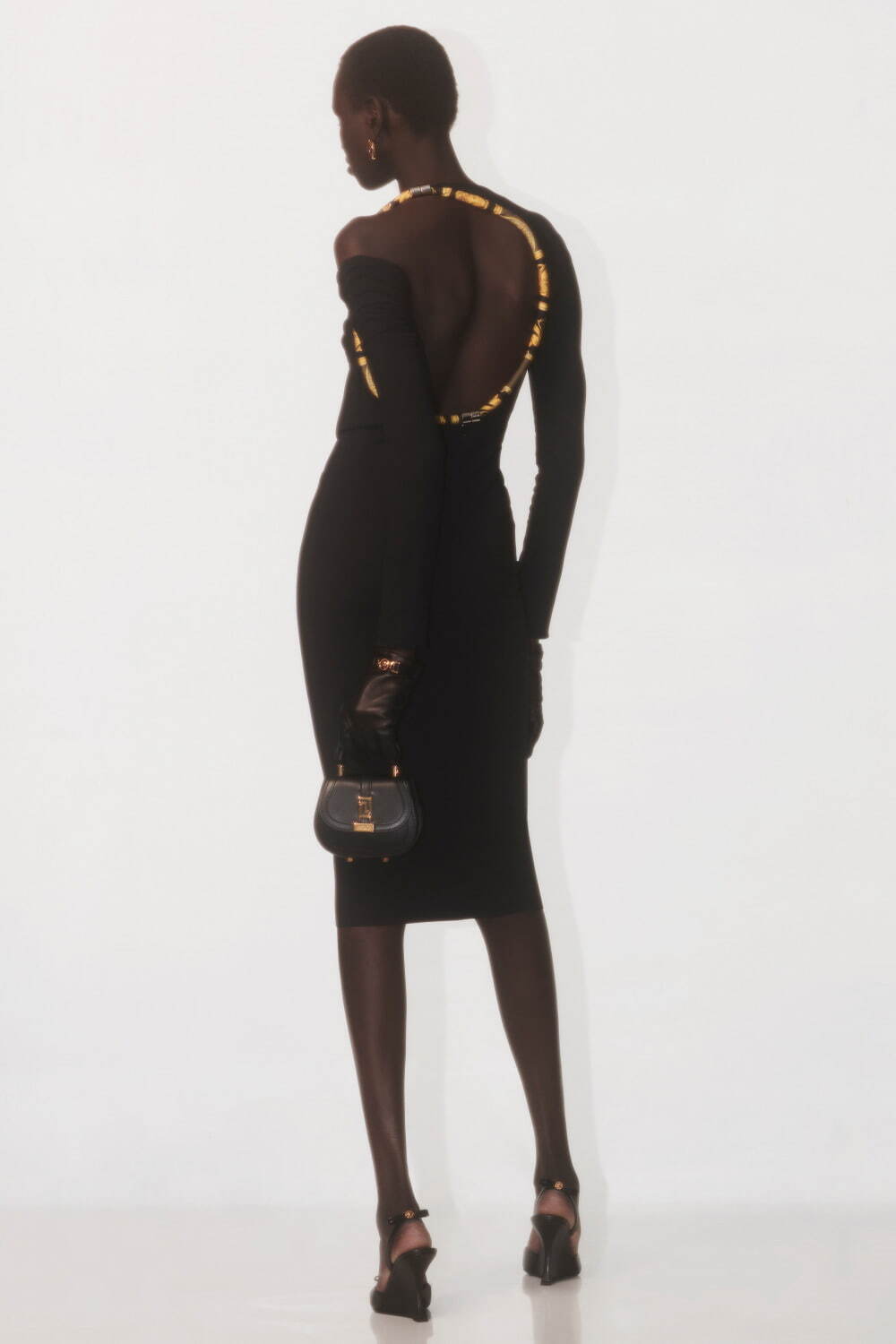 ヴェルサーチェ 2024年プレフォール<span>コレクション</span> - 写真28