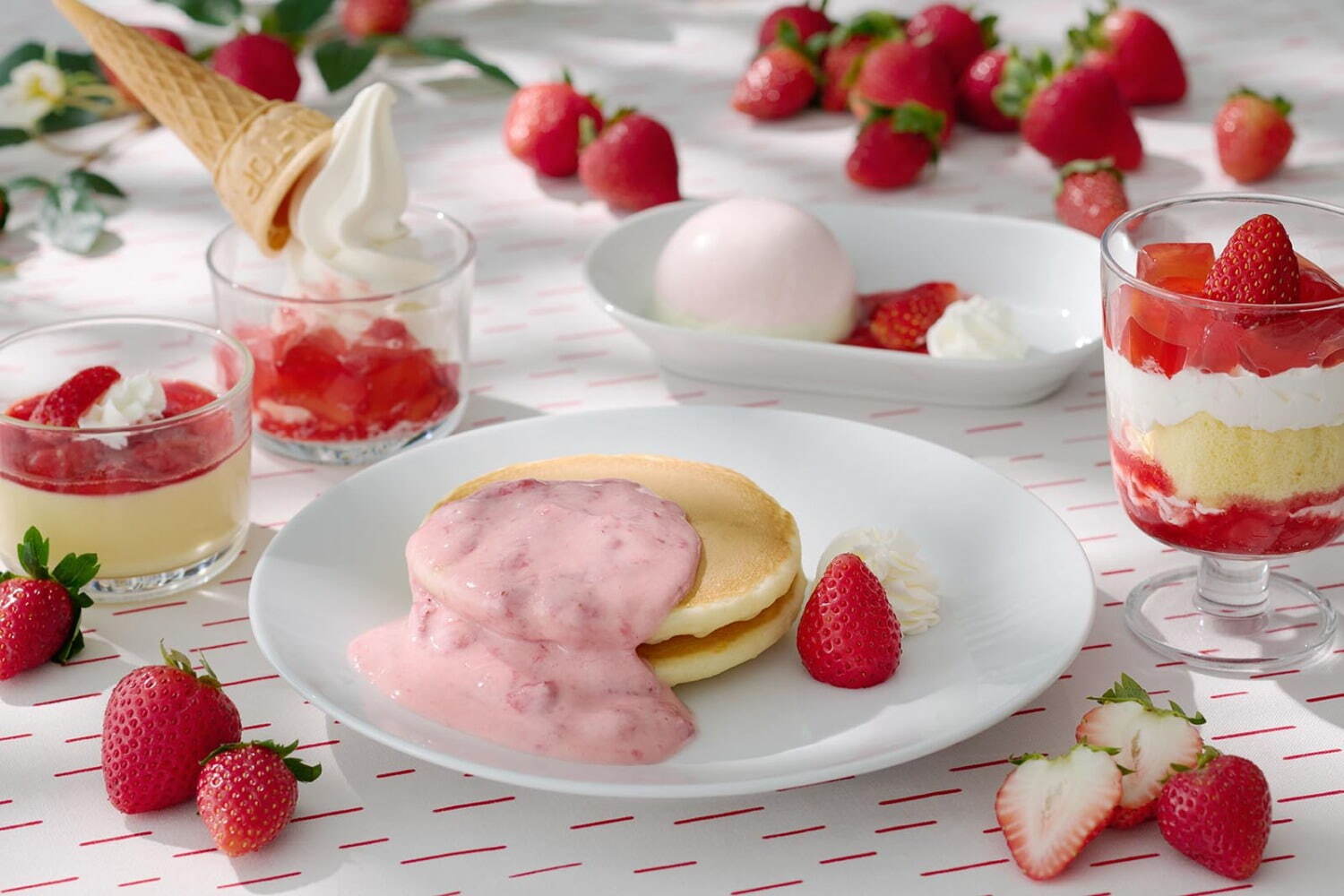 全国のイケアで「ストロベリー フェア」パンケーキやプリン、パフェなど限定いちごスイーツを堪能
