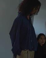 ポリプロイド“アウトドア”に着想した24年春夏、洗いざらし“凹凸感コットン”のトレンチコートなど｜写真14