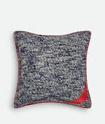 ボッテガ・ヴェネタの24年新作インテリア、ロバの革製アクセサリーや“イントレチャート”クッション｜写真28