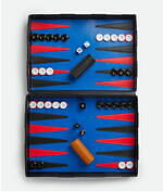 ボッテガ・ヴェネタの24年新作インテリア、ロバの革製アクセサリーや“イントレチャート”クッション｜写真13