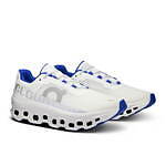 オン(On) クラウドモンスター 龙｜写真1