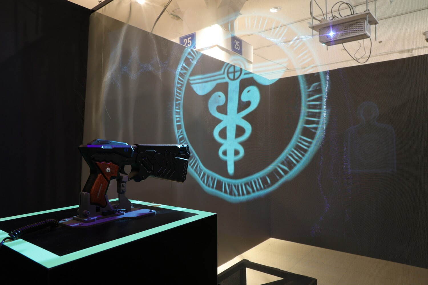 『PSYCHO-PASS サイコパス』体験型展覧会が松坂屋上野店で、シビュラシステム実物大立像など｜写真13