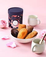 仏発ルノートルの24年バレンタイン“苺×ハート”のチョコレート、愛の花びらが舞う限定BOXで｜写真25