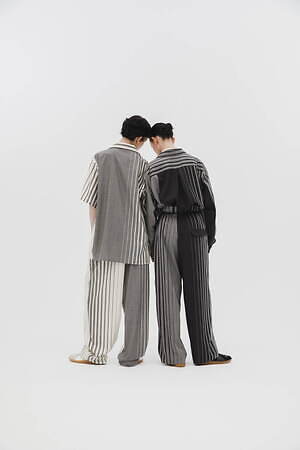 エトセンス(ETHOSENS) 2024年春夏ウィメンズ&メンズコレクション  - 写真17